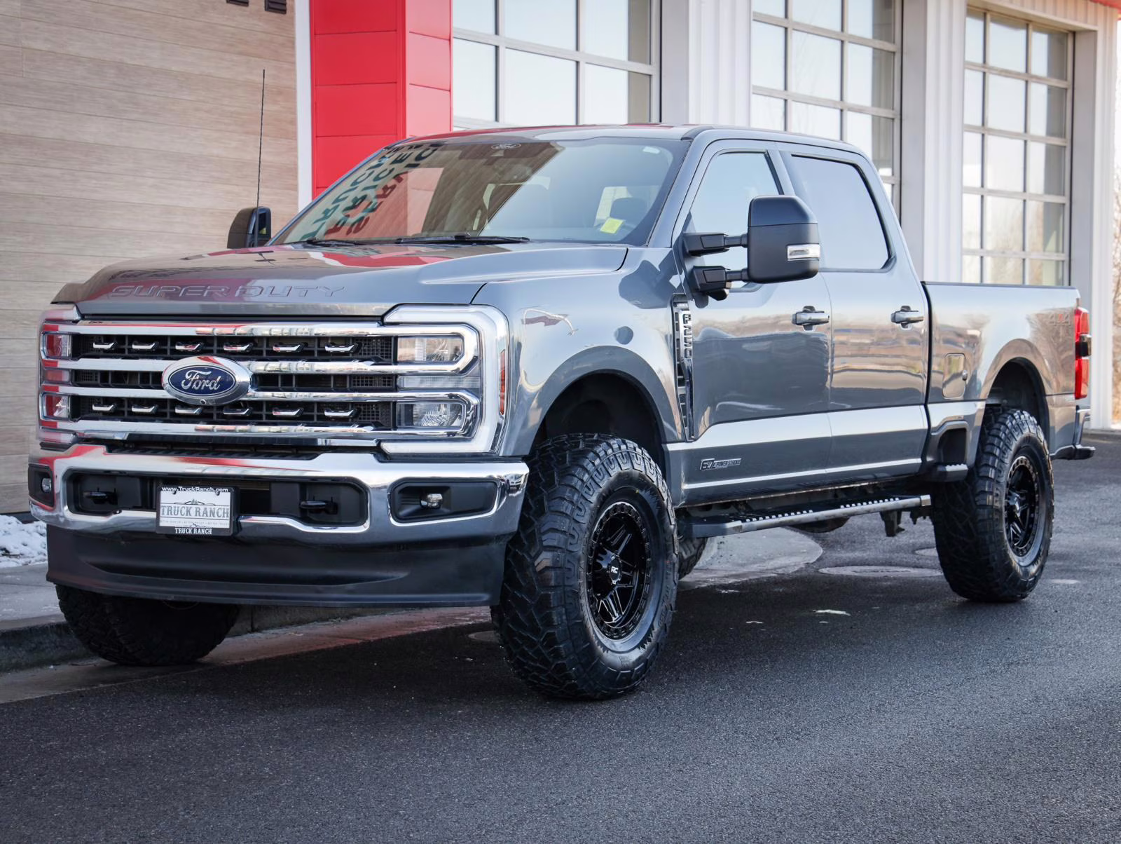 2024 Carbonized Gray Ford Super Duty F-250 SRW LARIAT 4X4 Truck