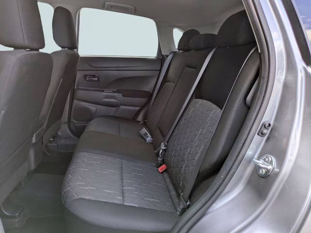 2025 Mercury Gray Metallic Mitsubishi Outlander Sport 2.0 ES 4X4 SUV