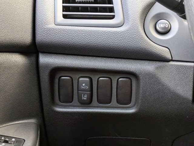 2025 Mercury Gray Metallic Mitsubishi Outlander Sport 2.0 ES 4X4 SUV