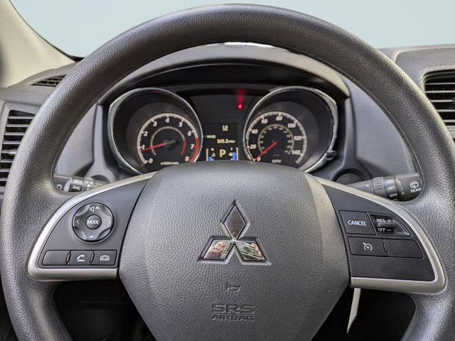 2025 Mercury Gray Metallic Mitsubishi Outlander Sport 2.0 ES 4X4 SUV