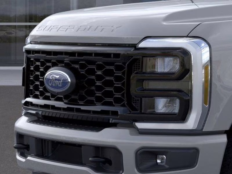 2026 Avalanche Ford Super Duty F-350 SRW XL 4X4 Truck