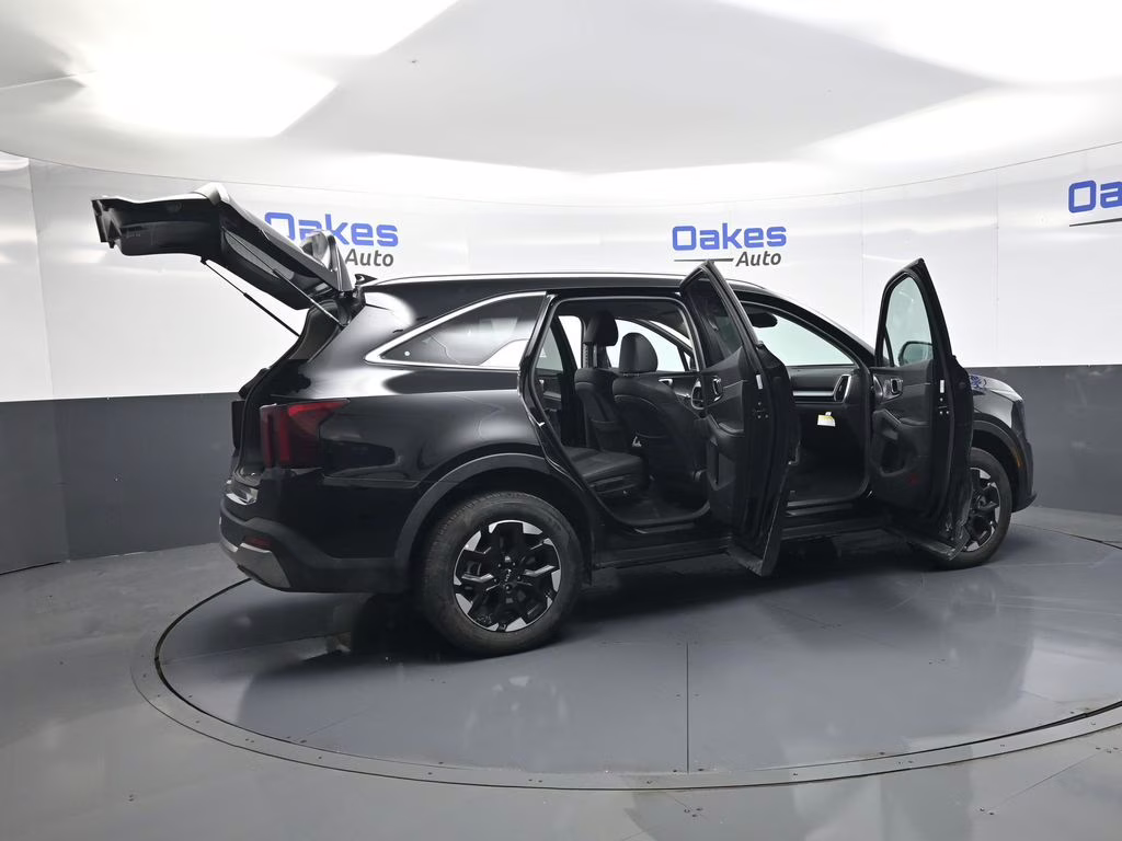 2026 Ebony Black Kia Sorento S AWD SUV