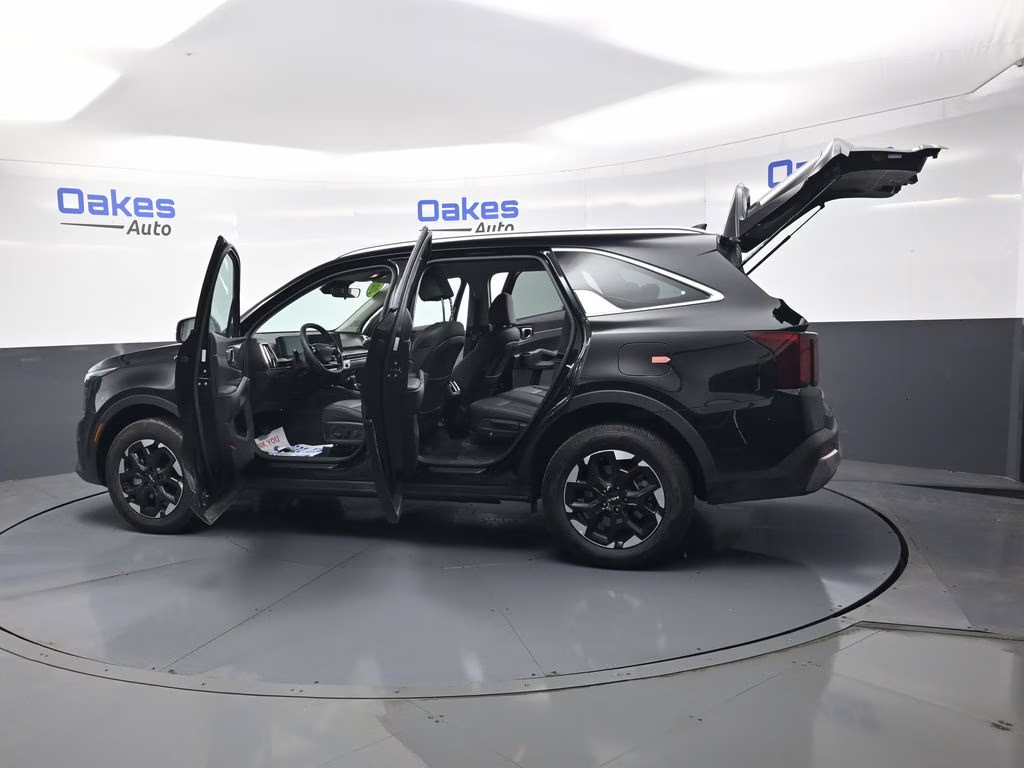 2026 Ebony Black Kia Sorento S AWD SUV