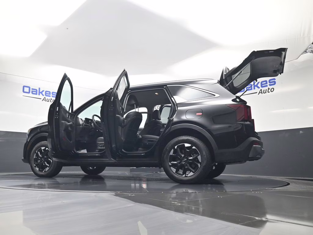 2026 Ebony Black Kia Sorento S AWD SUV
