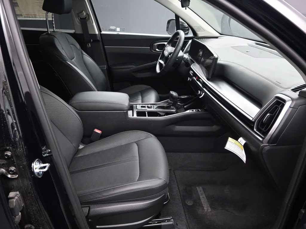 2026 Ebony Black Kia Sorento S AWD SUV
