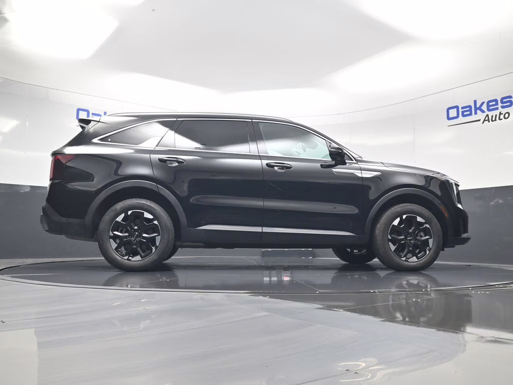 2026 Ebony Black Kia Sorento S AWD SUV