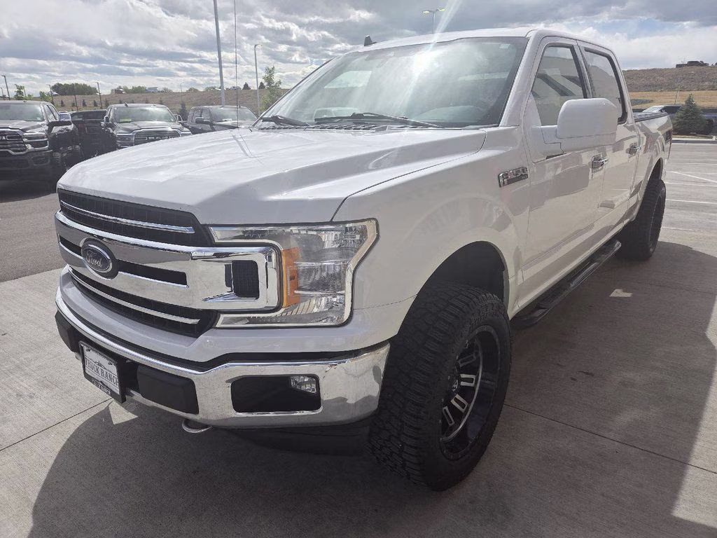 2020 White Ford F-150 XLT 4X4 Truck