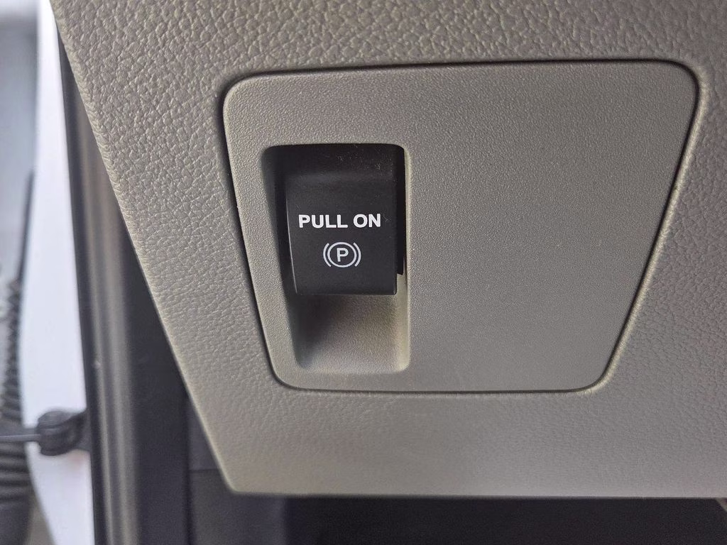 2020 White Ford F-150 XLT 4X4 Truck