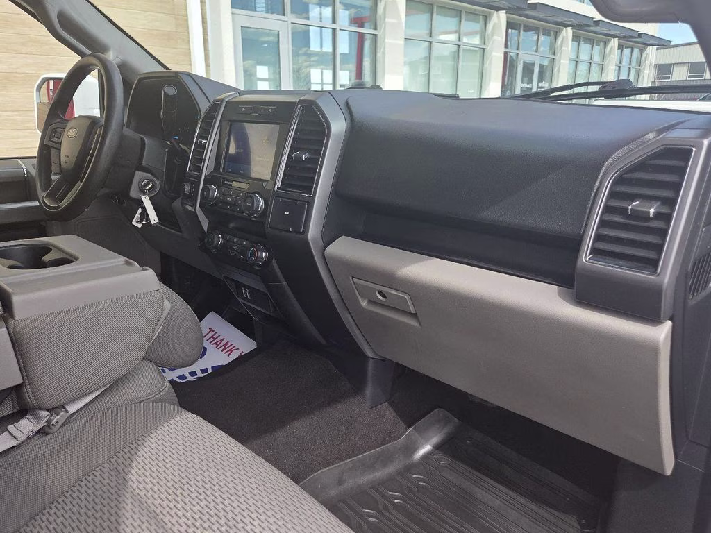 2020 White Ford F-150 XLT 4X4 Truck