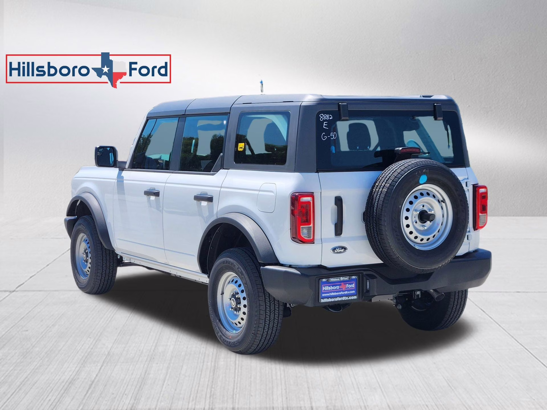 2025 Oxford White Ford Bronco Base 4X4 SUV