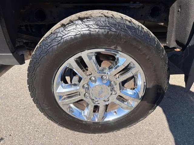 2019 Black Chevrolet Silverado 2500HD High Country 4X4 Truck