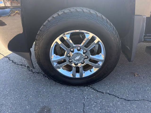 2019 Black Chevrolet Silverado 2500HD High Country 4X4 Truck