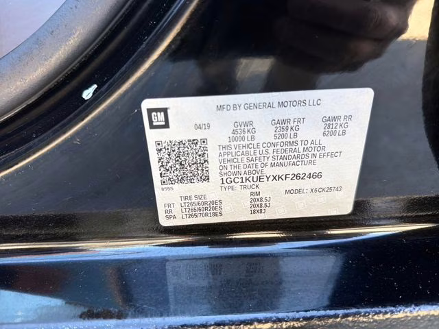 2019 Black Chevrolet Silverado 2500HD High Country 4X4 Truck