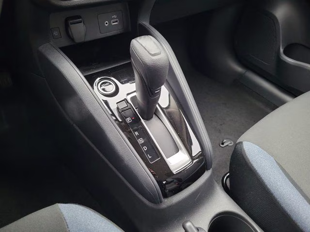 2025 Super Black Metallic Nissan Versa 1.6 SV FWD Sedan