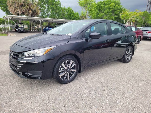 2025 Super Black Metallic Nissan Versa 1.6 SV FWD Sedan