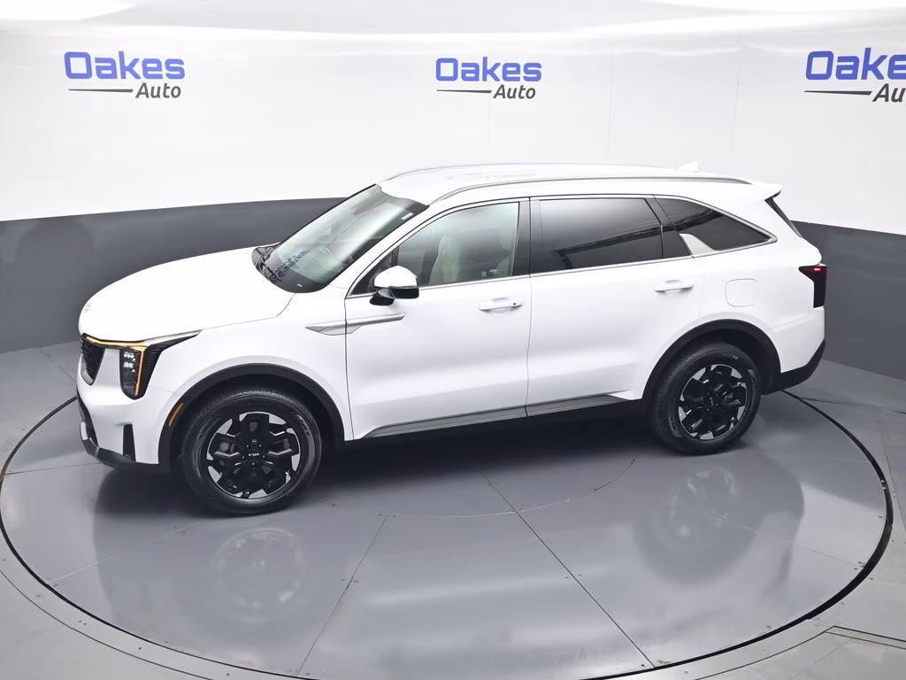 2026 Glacial White Pearl Kia Sorento S AWD SUV