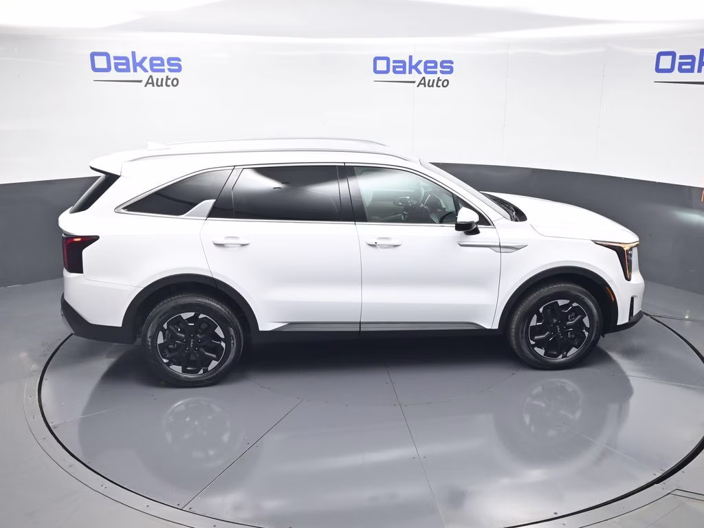 2026 Glacial White Pearl Kia Sorento S AWD SUV