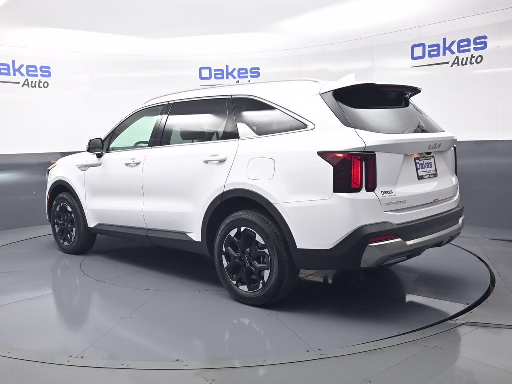 2026 Glacial White Pearl Kia Sorento S AWD SUV