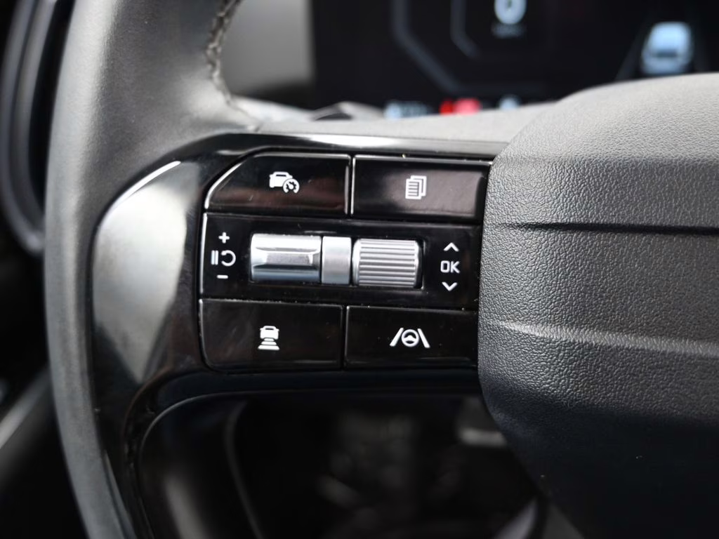 2026 Glacial White Pearl Kia Sorento X-Line SX Prestige AWD SUV