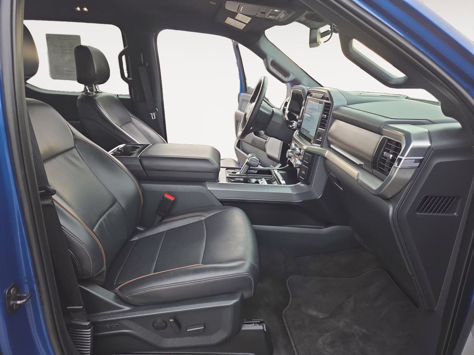 2025 Atlas Blue Ford F-150 LARIAT 4X4 Truck