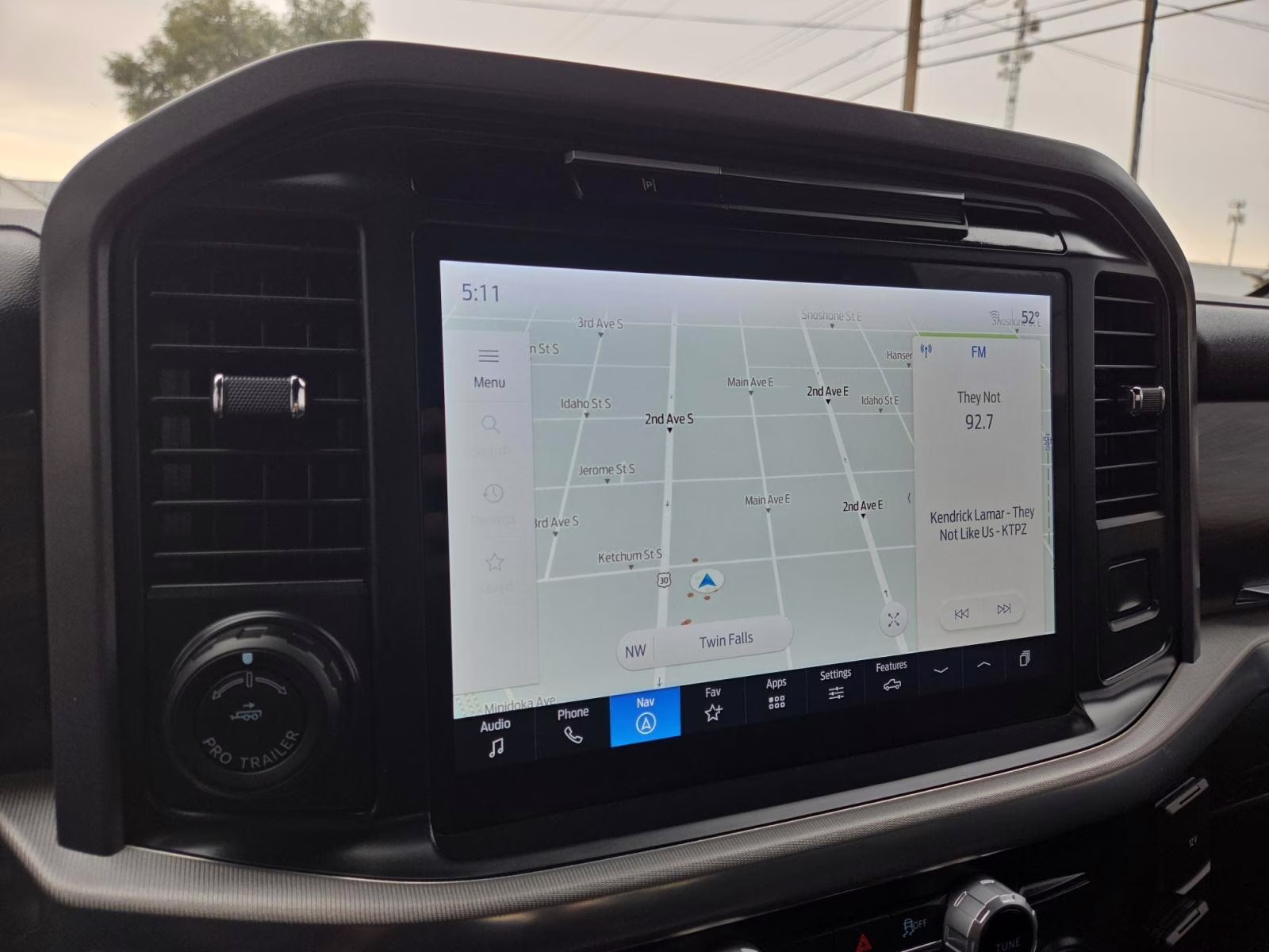 2025 Atlas Blue Ford F-150 LARIAT 4X4 Truck