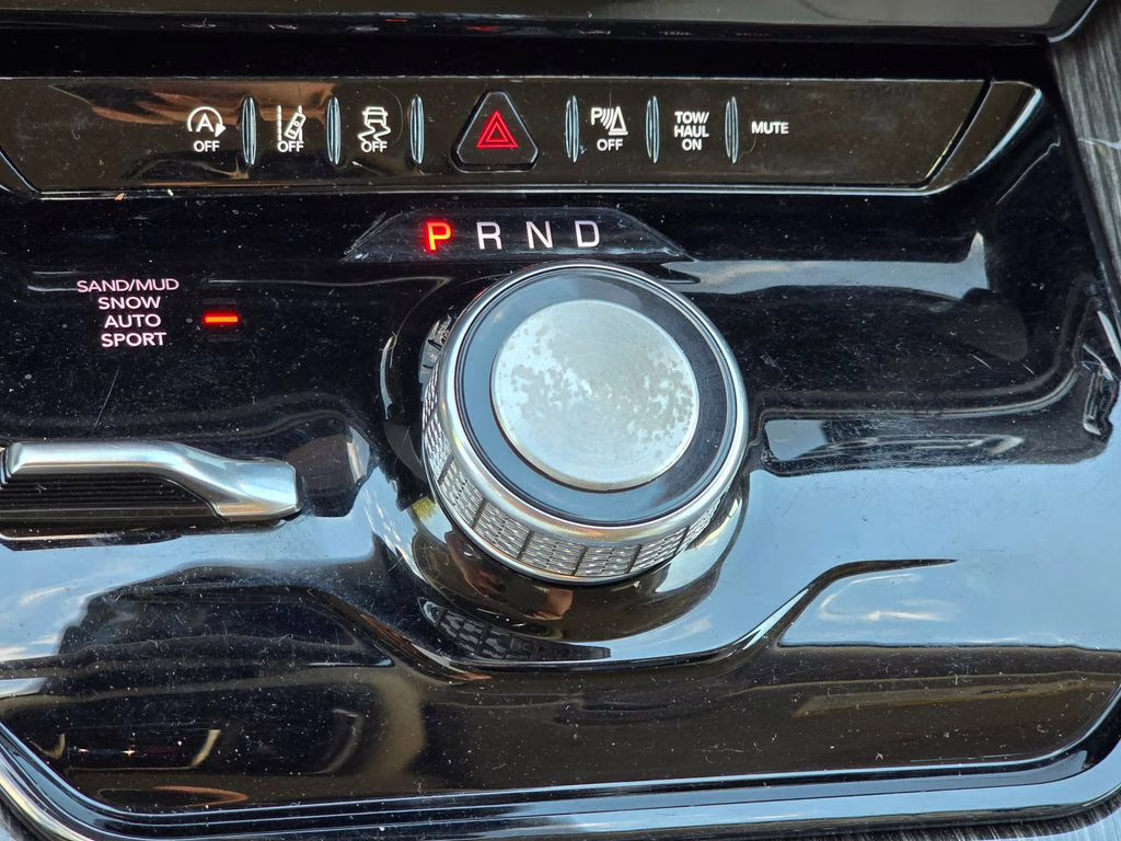 2022 Diamond Black Crystal Pearlcoat Jeep Wagoneer Series II 4X4 SUV