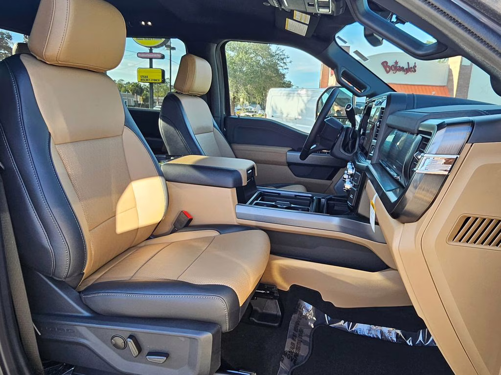 2026 Carbonized Gray Metallic Ford Super Duty F-250 SRW Lariat 4X4 Truck