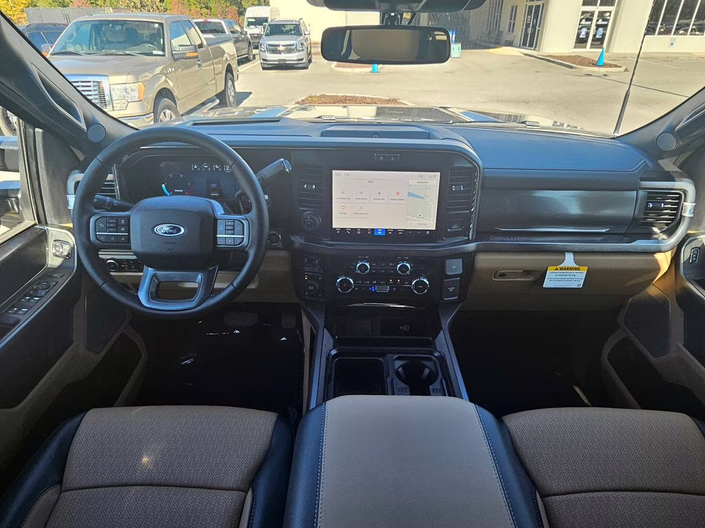 2026 Agate Black Metallic Ford Super Duty F-350 SRW Lariat 4X4 Truck