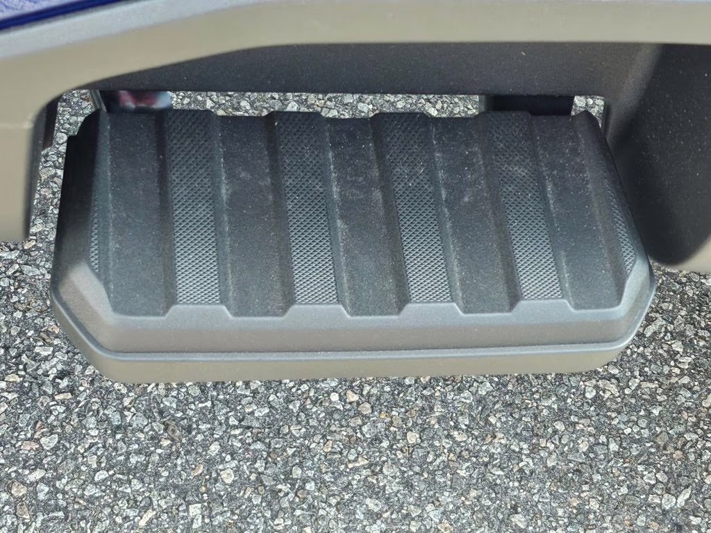 2026 Argon Blue Metallic Ford Super Duty F-350 SRW Lariat 4X4 Truck