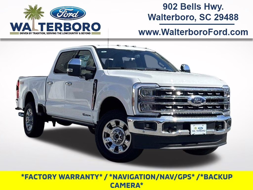 2025 Star White Metallic Tri-Coat Ford Super Duty F-350 SRW Lariat 4X4 Truck
