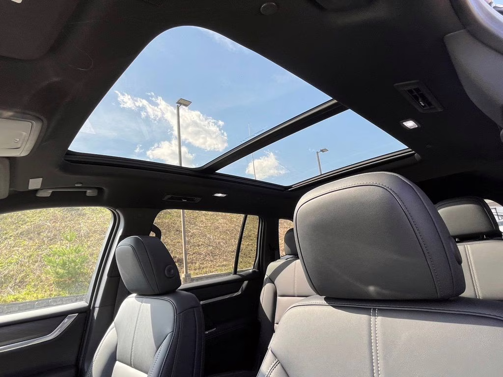 2025 Sterling Metallic GMC Acadia Elevation FWD SUV