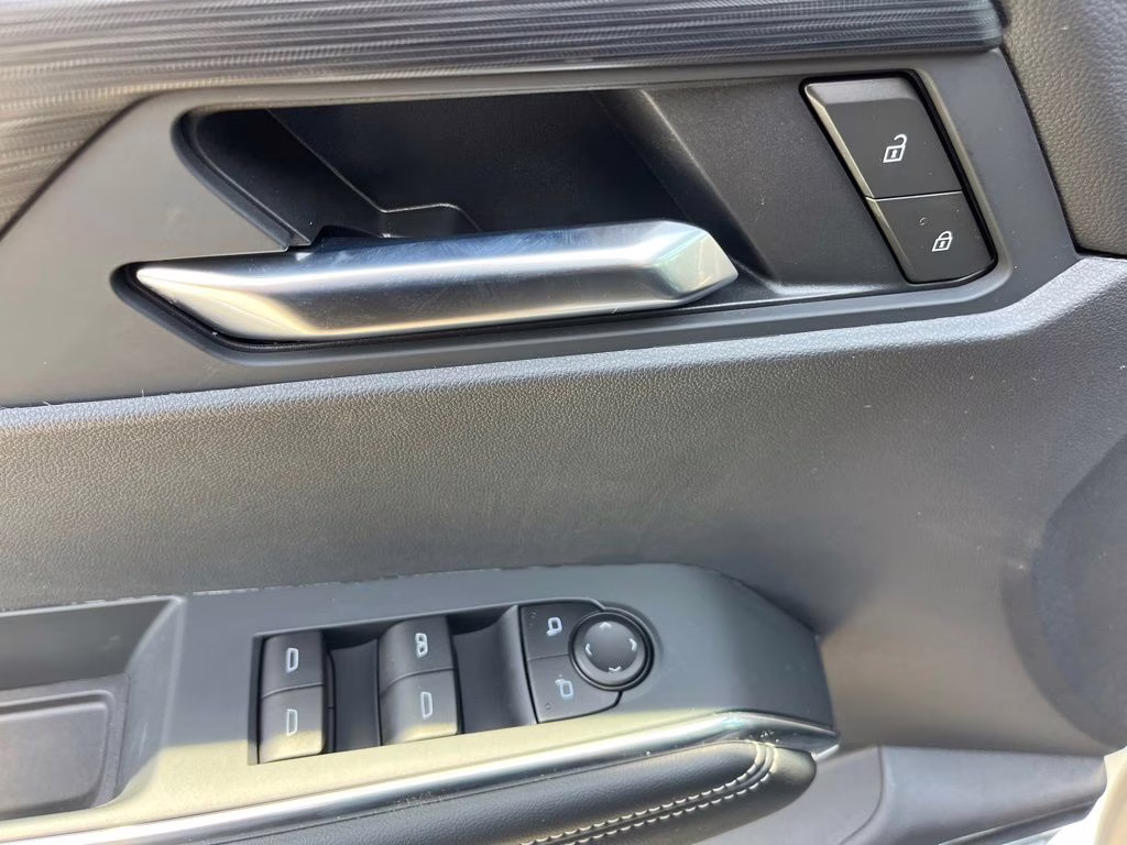 2025 Sterling Metallic GMC Acadia Elevation FWD SUV