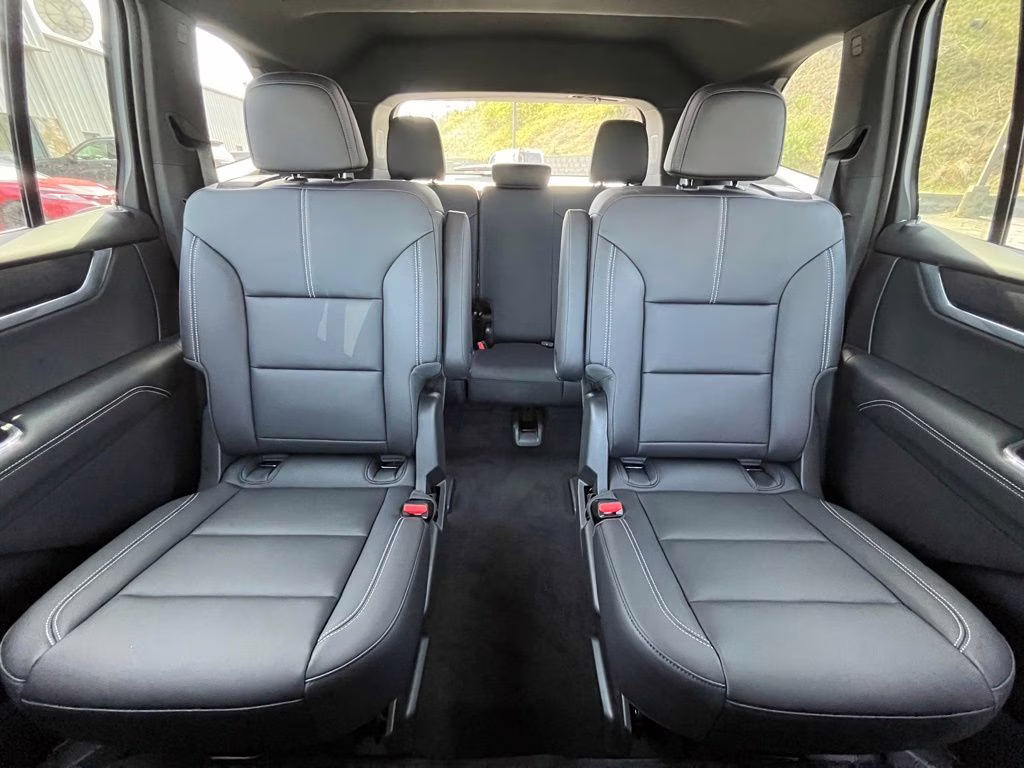 2025 Sterling Metallic GMC Acadia Elevation FWD SUV