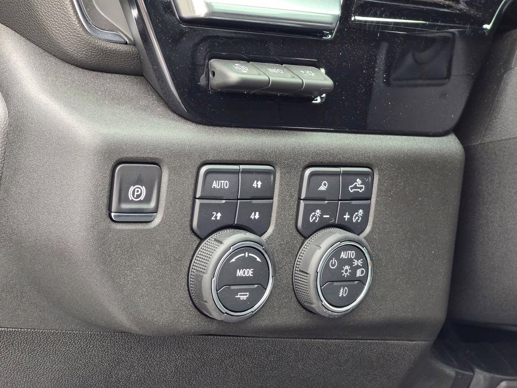 2025 Summit White Chevrolet Silverado 2500HD LTZ 4X4 Truck