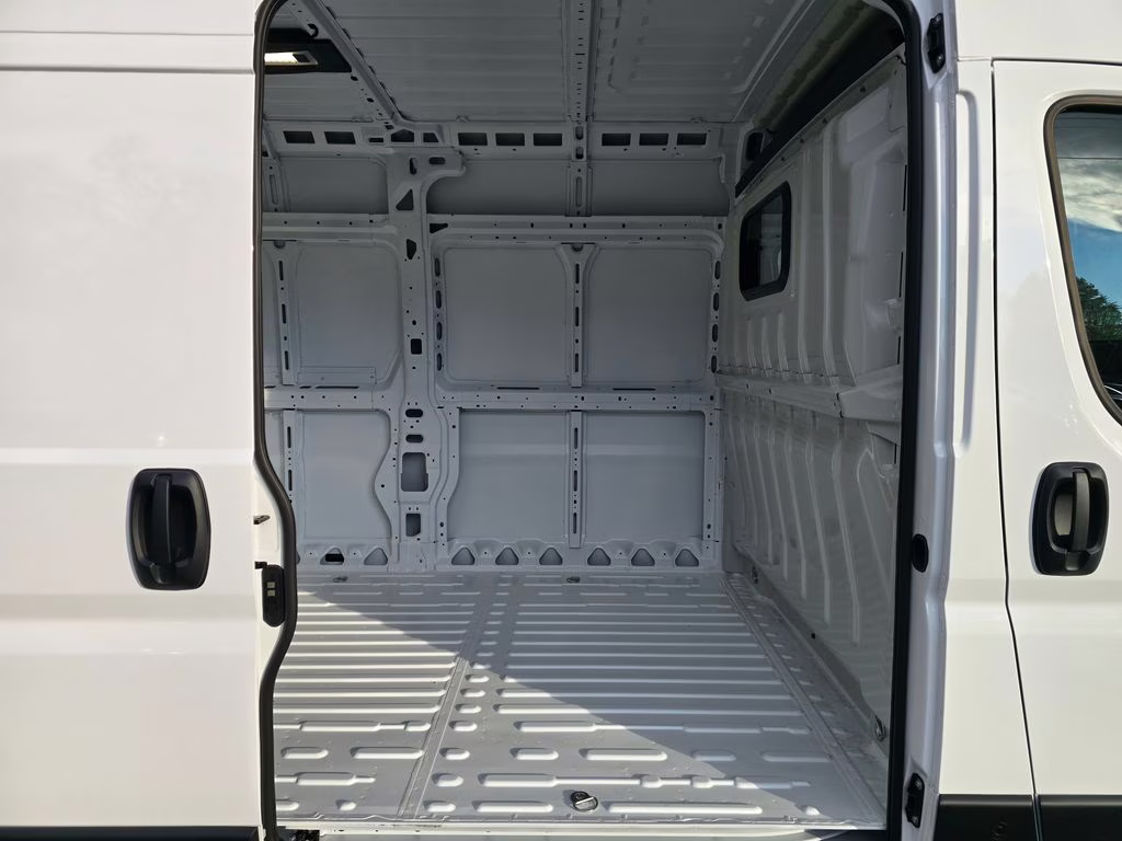 2026 Bright White Clearcoat Ram ProMaster 2500 High Roof FWD Van