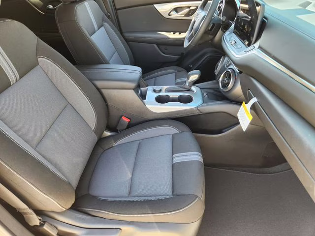 2025 Summit White Chevrolet Blazer LT FWD SUV