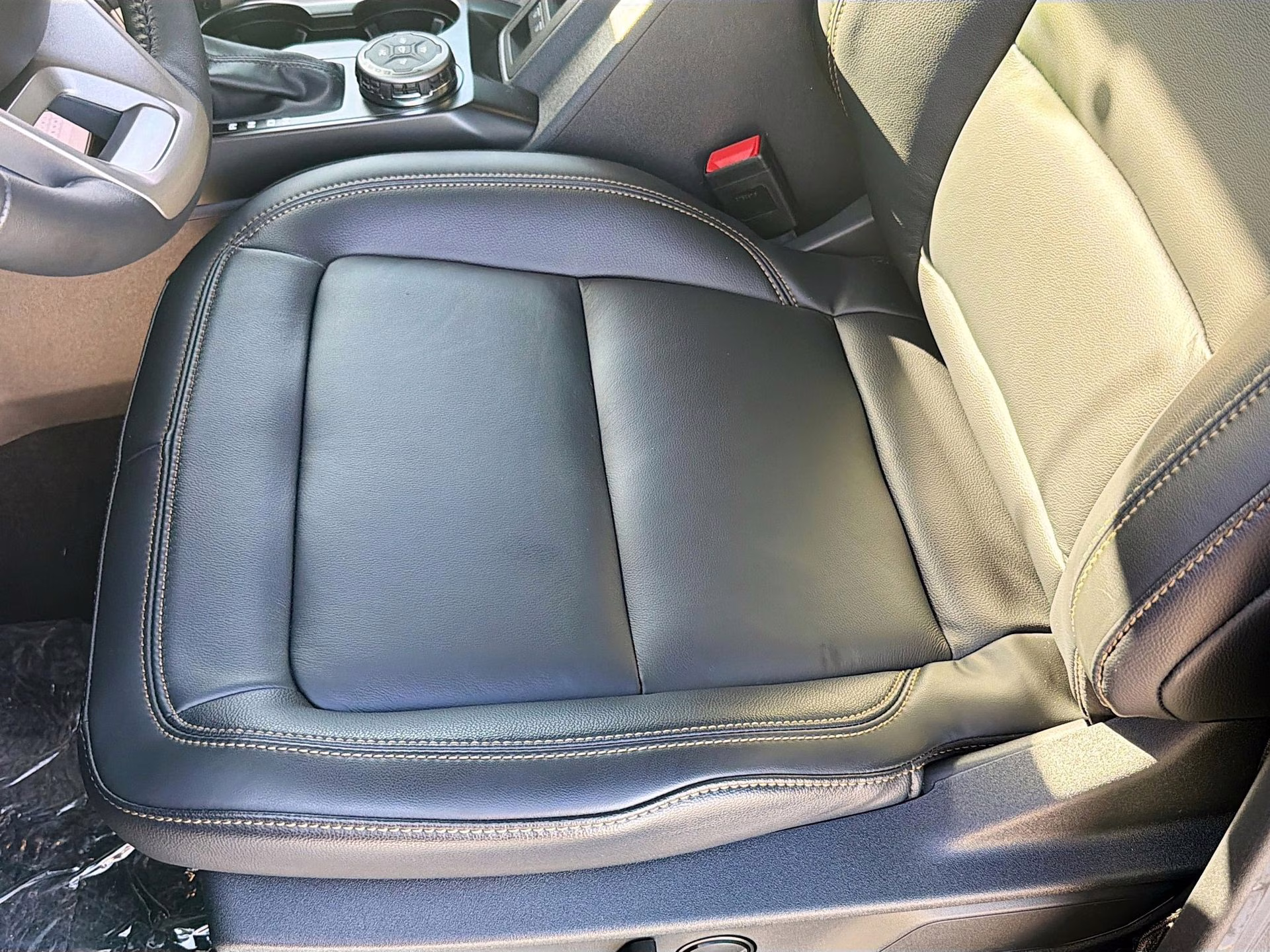 2025 Carbonized Gray Metallic Ford Bronco Badlands 4X4 SUV