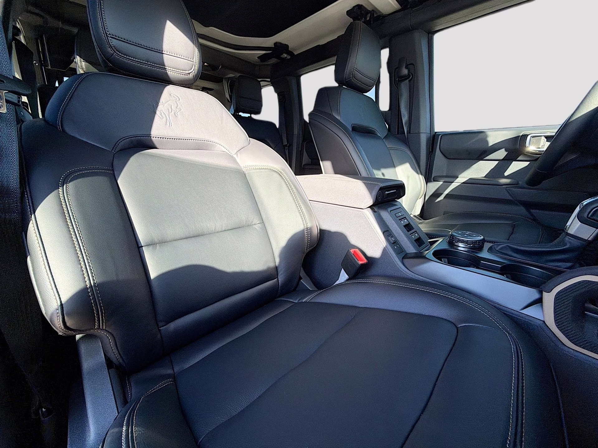 2025 Carbonized Gray Metallic Ford Bronco Badlands 4X4 SUV