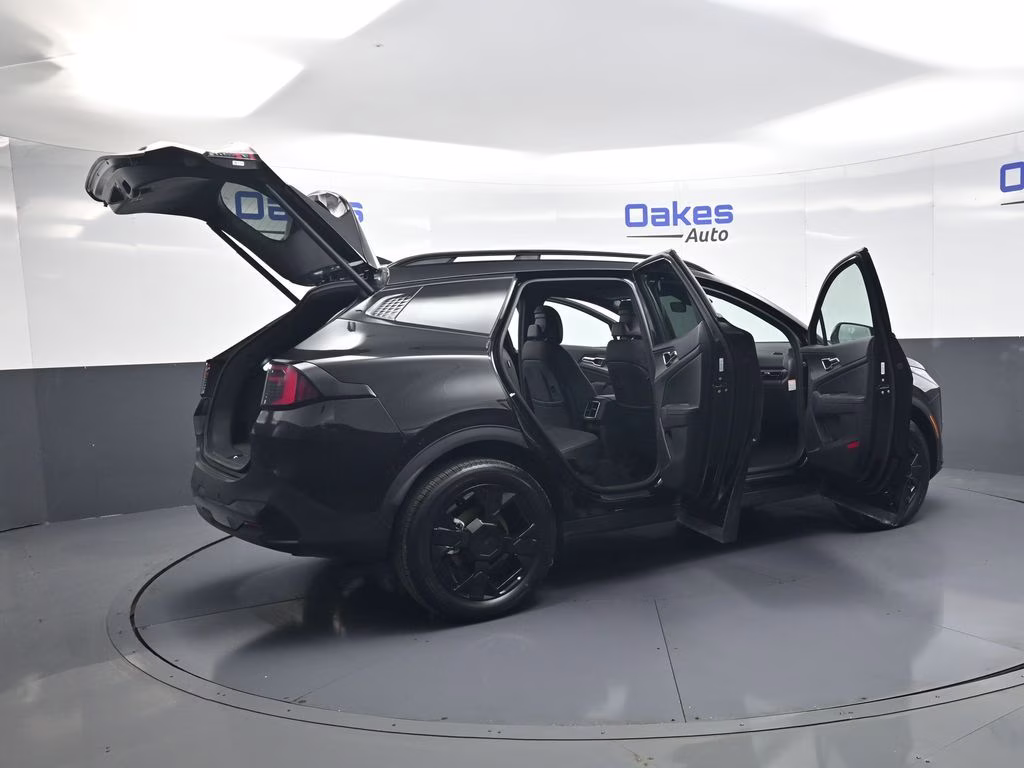 2026 Fusion Black Kia Sportage Hybrid X-Line AWD SUV