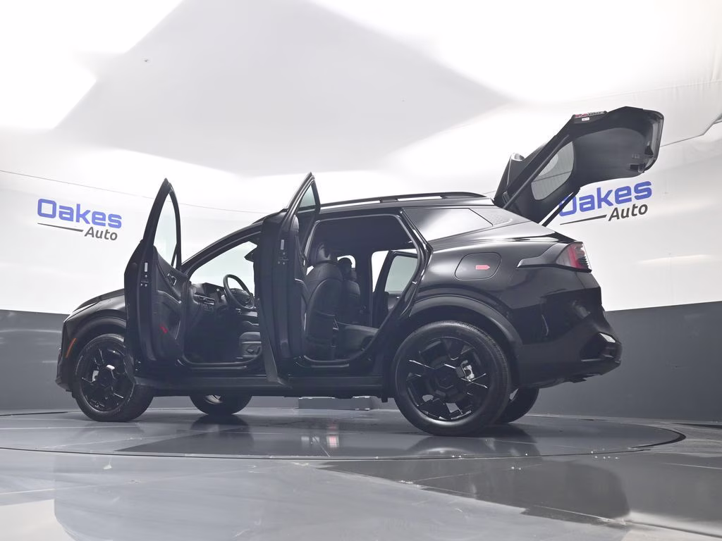 2026 Fusion Black Kia Sportage Hybrid X-Line AWD SUV