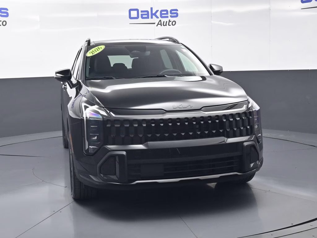 2026 Fusion Black Kia Sportage Hybrid X-Line AWD SUV