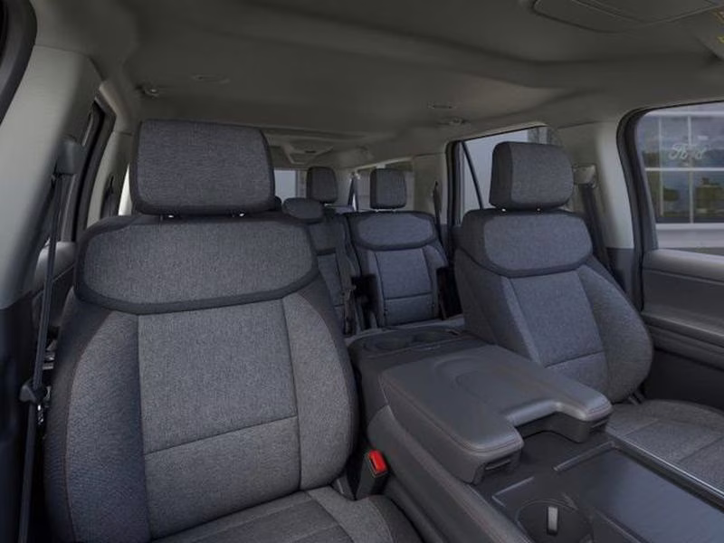 2025 Star White Metallic Tri-Coat Ford Expedition Max Active RWD SUV