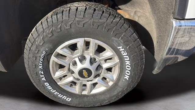 2020 Summit White Chevrolet Silverado 2500HD LT 4X4 Truck