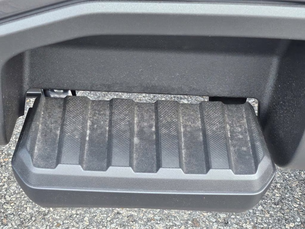 2026 Carbonized Gray Metallic Ford Super Duty F-250 SRW Lariat 4X4 Truck