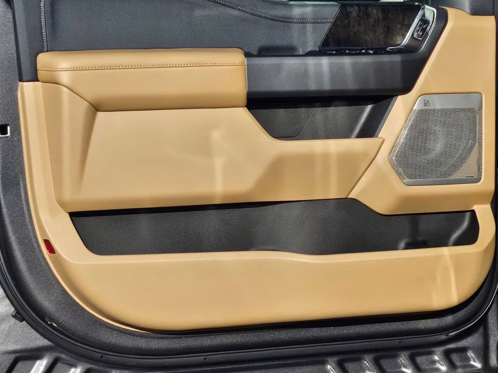 2026 Carbonized Gray Metallic Ford Super Duty F-250 SRW Lariat 4X4 Truck