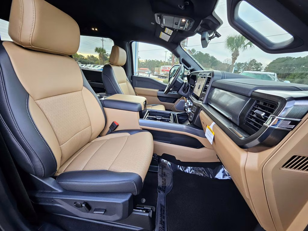 2026 Carbonized Gray Metallic Ford Super Duty F-250 SRW Lariat 4X4 Truck