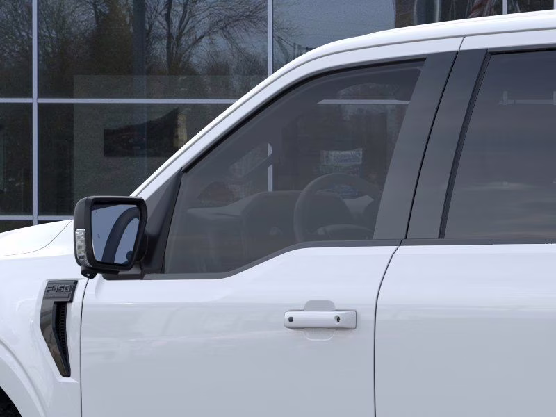2025 Oxford White Ford F-150 XLT 4X4 Truck