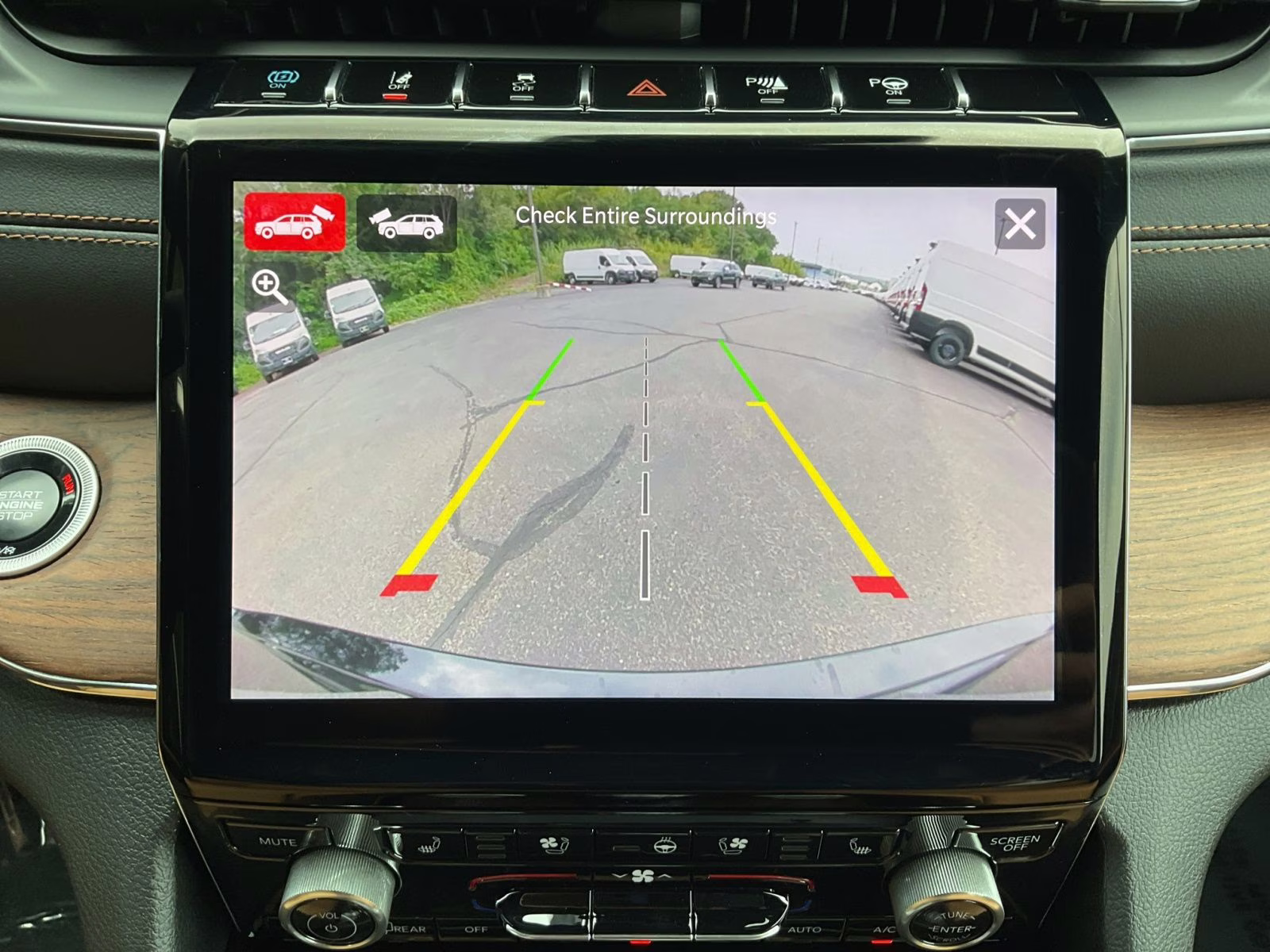 2024 Diamond Black Crystal Pearlcoat Jeep Grand Cherokee Summit 4xe 4X4 SUV