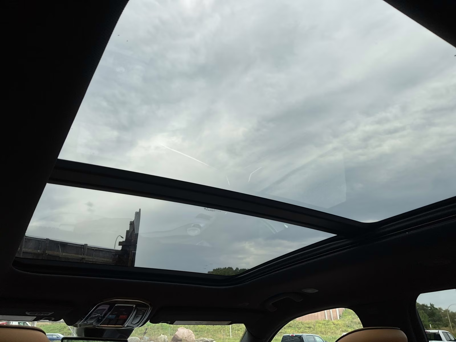 2024 Diamond Black Crystal Pearlcoat Jeep Grand Cherokee Summit 4xe 4X4 SUV