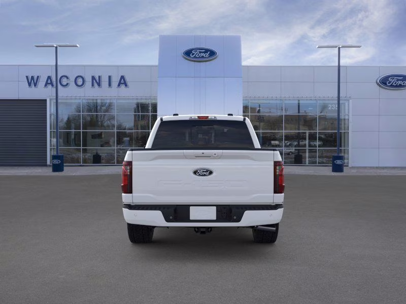 2025 Oxford White Ford F-150 XLT 4X4 Truck